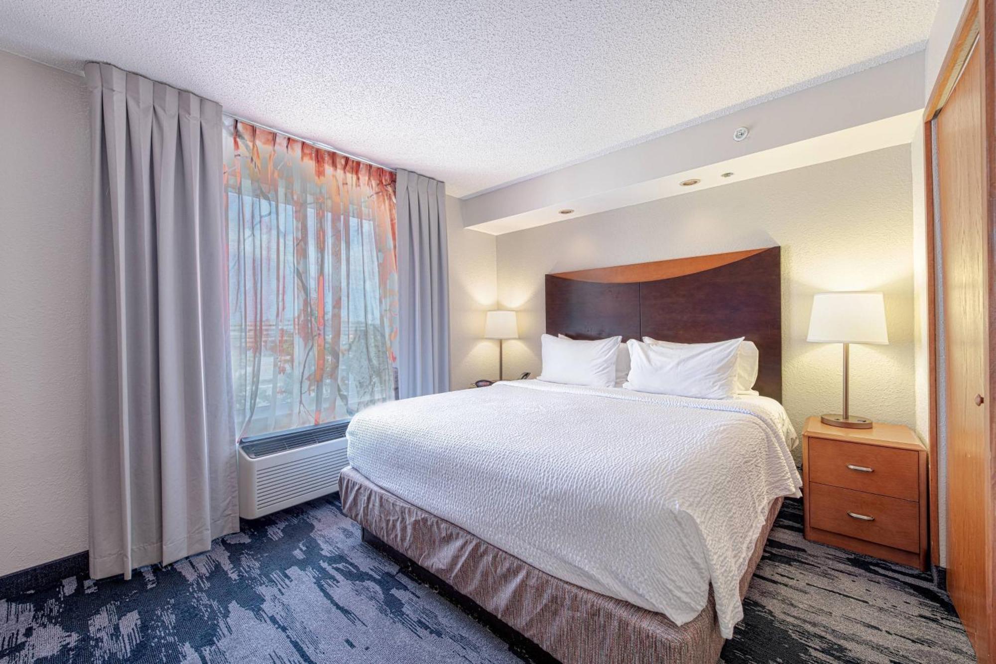 Fairfield Inn & Suites By Marriott Chicago Naperville Exterior photo